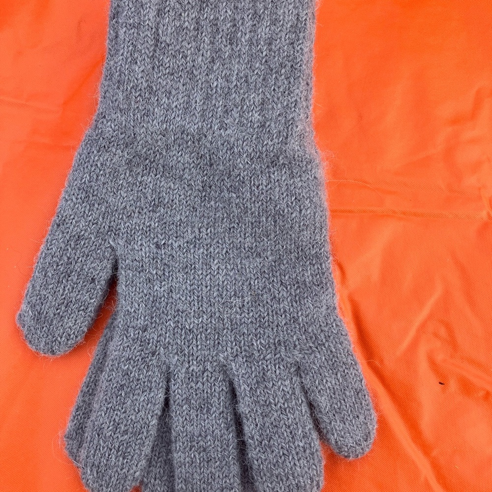 Gray Woolen Gloves